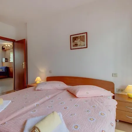 Apartmán Apartments Milena - Beachside Stay In Poljana With Parking Mali Lošinj