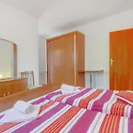 Appartamento Apartments Milena - Beachside Stay In Poljana With Parking