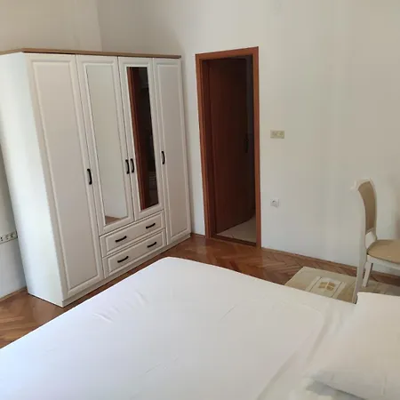 דירה Milena - Beachside In Poljana With Parking