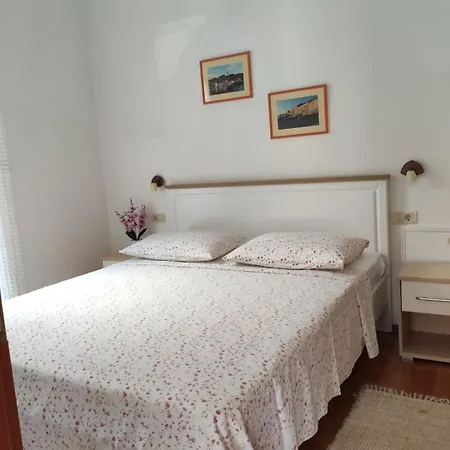 דירה Milena - Beachside In Poljana With Parking *