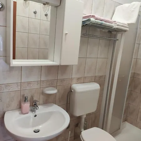 דירה Milena - Beachside In Poljana With Parking *